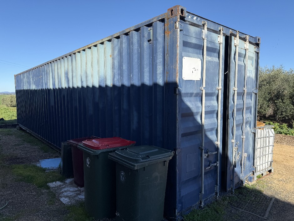 40 Ft Shipping Container (High Rise)