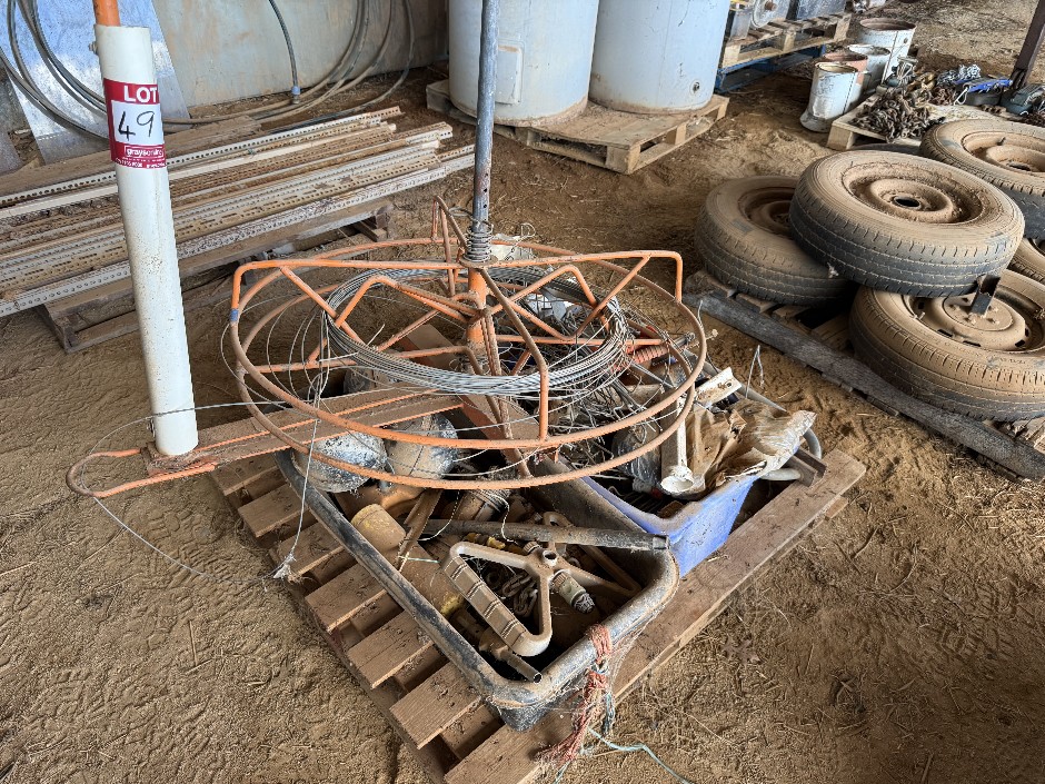 <p>Electric Fence Components</p>