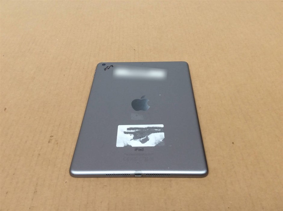 APPLE iPad 5 (A1822 ) 32GB Tablet