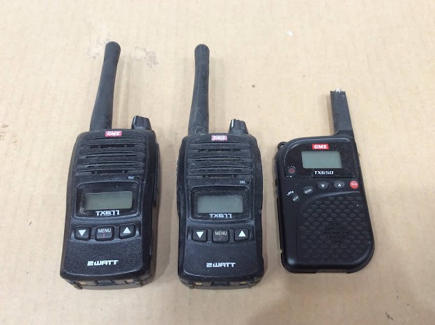 GME TX677&TX650 UHF CB Handheld Radio (Lot of 3)