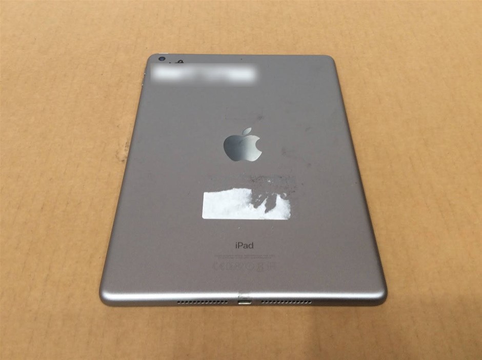 APPLE iPad 5 (A1822) 32GB Tablet