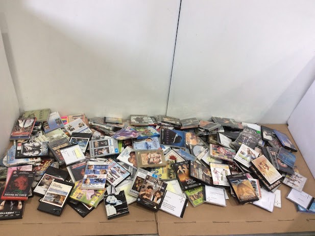 Mixed Assorted DVD / VCD / CD Movies