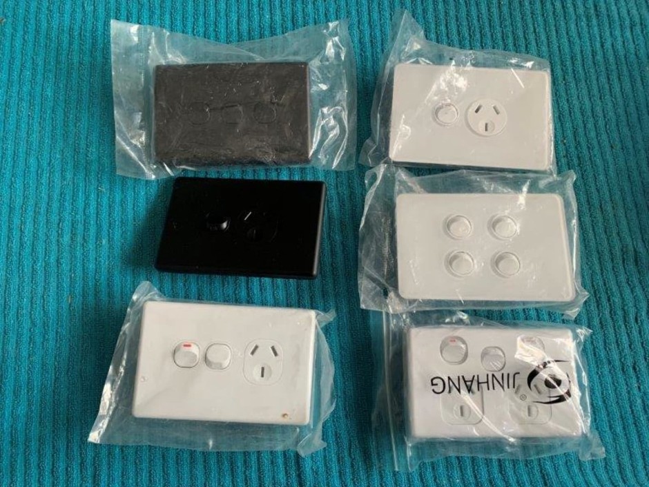 <p>Quantity of Power Points and Switches (Unused)</p>