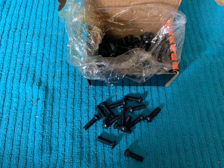 <p>4 x Boxes of Hobson Button Head Socket Screws (Unused)</p>