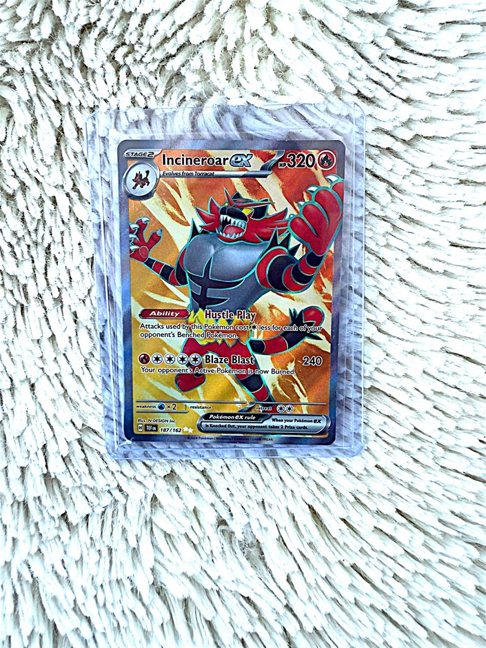 Incineroar EX fire type holo card 320 HP Blaze Blast.