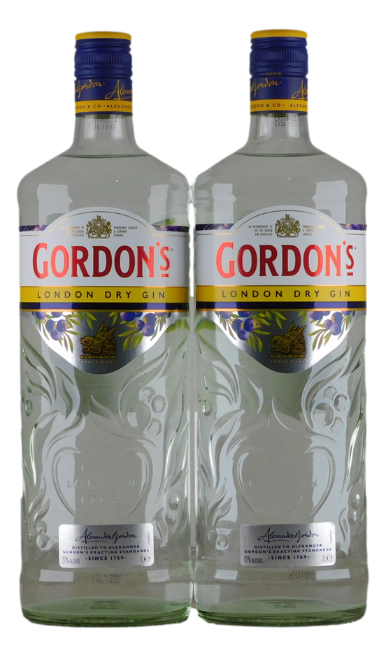 Gordon's London Dry Gin (2x 1L), UK.