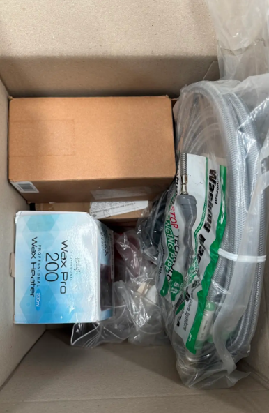 Assorted Box of Homeware Items. NB: Items may not be in original packaging