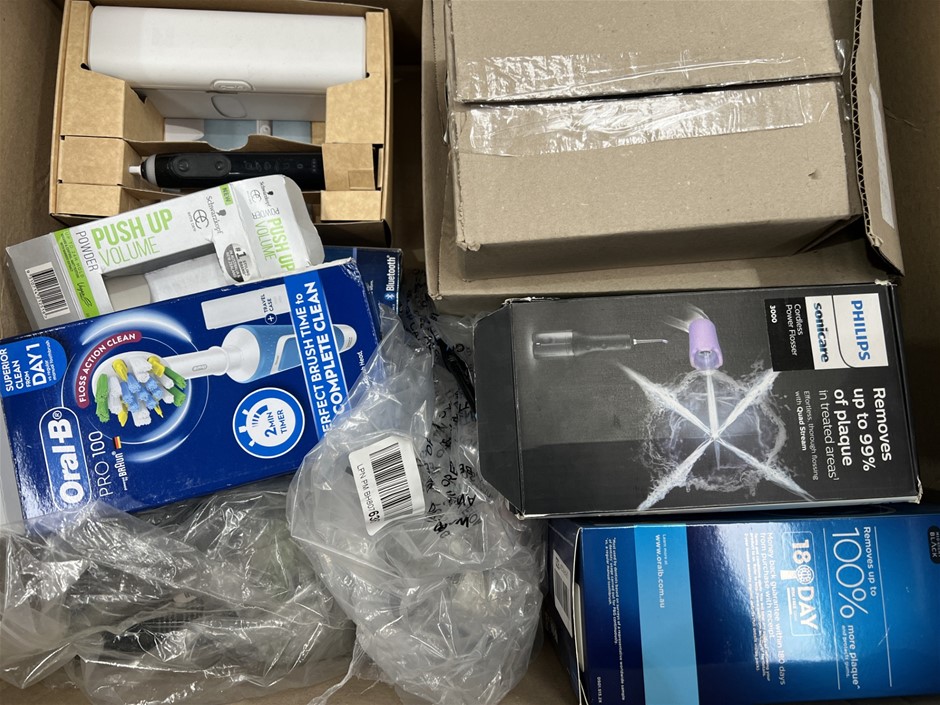 8 x Assorted Bathroom Products. NB: Photo as is. Some Not in Original Packa