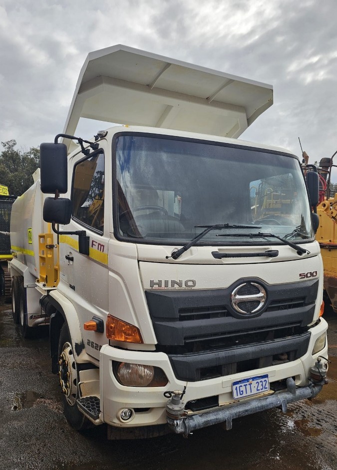 2019 Hino FM500 6x4 14,000L Water Cart - Maddington