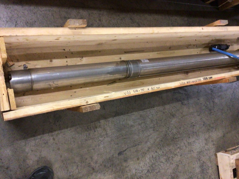 <p>Davey Submersible Bore Hole Pump and Motor</p>