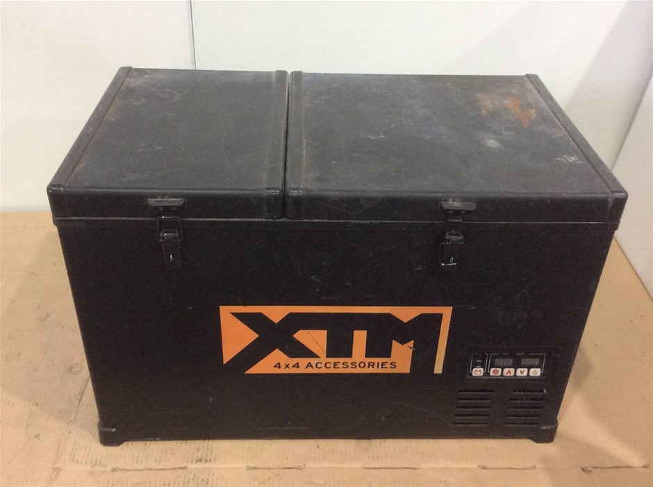 XTM YT-B-75DX 74L Portable Fridge Freezer