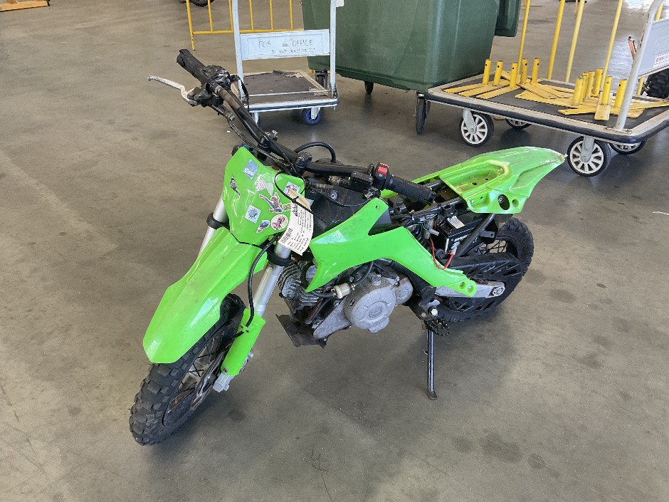 <p>Green Mini Motorbike Petrol</p>