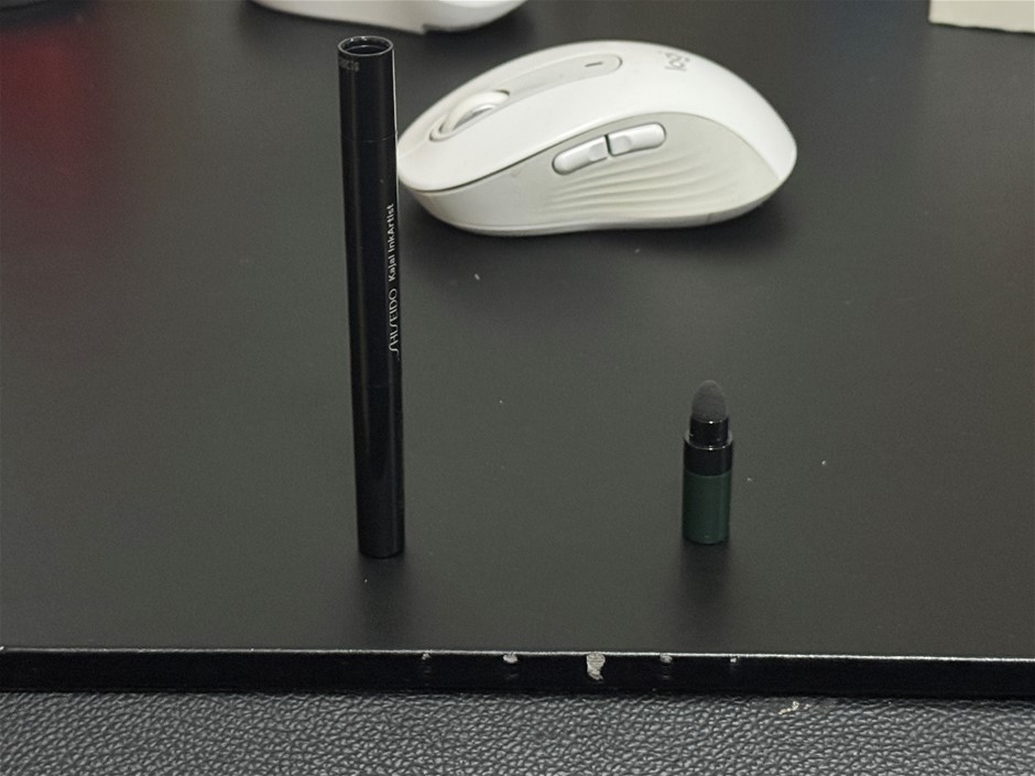 Shiseido Kajal InkArtist 06 Birodo Green 0.8g /0.02Oz. Eyeliner Shadow Brow