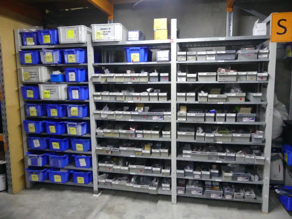 Shelving Unit (3 x Bays)