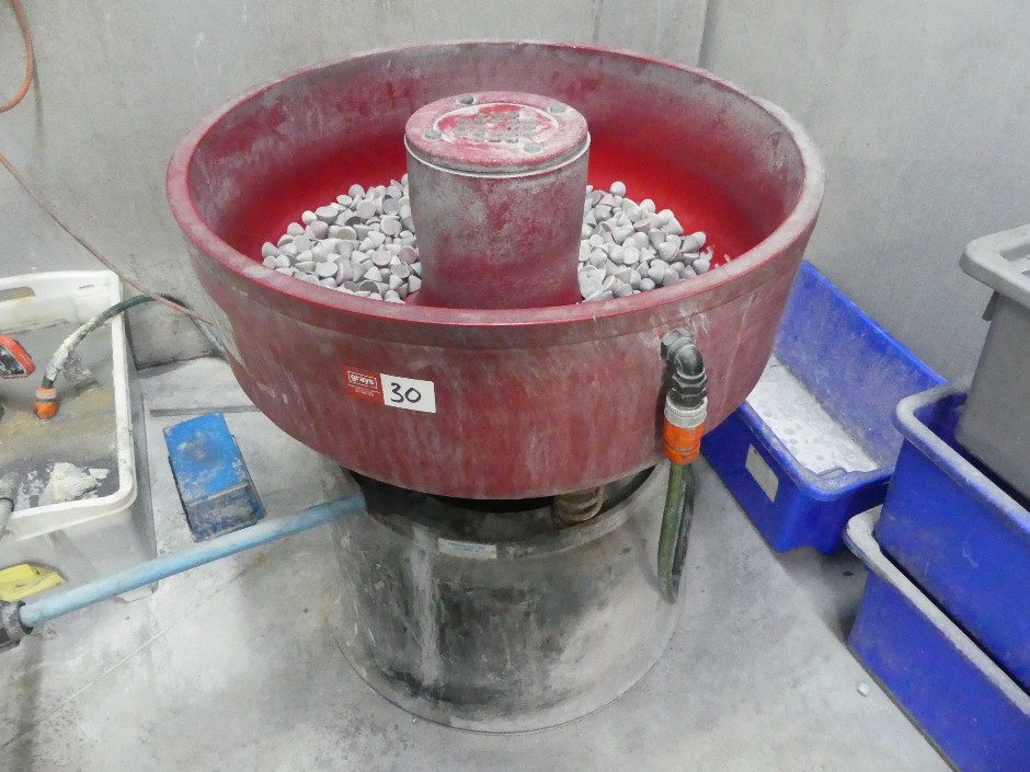 Ultra Vibe Vibratory Bowl Finishing Machine