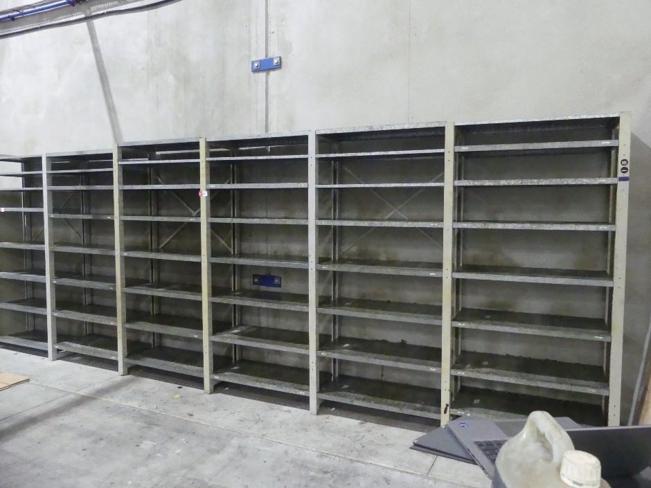 <p>Shelving Unit (6 x Bays)</p>