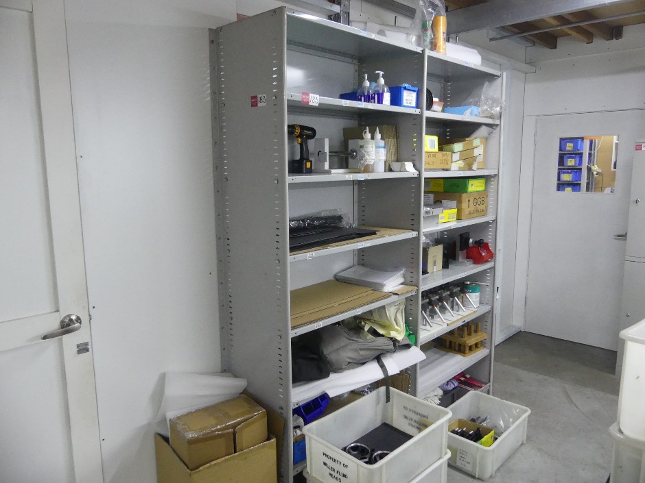 Shelving Unit (2 x Bays)