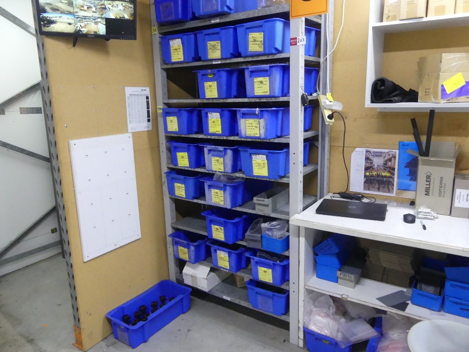 <p>Shelving Unit</p>
