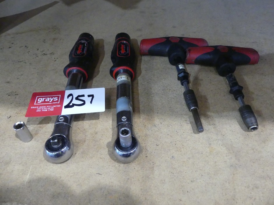 <p>Assorted Hand Tools</p>