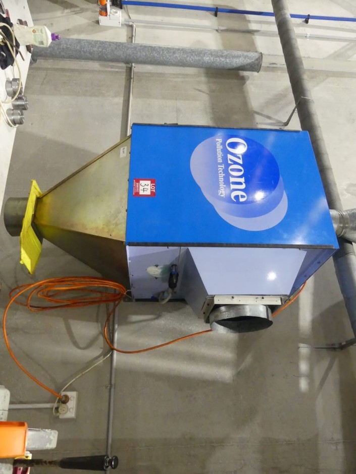 <p>Ozone Wall Mount Dust Extractor</p>