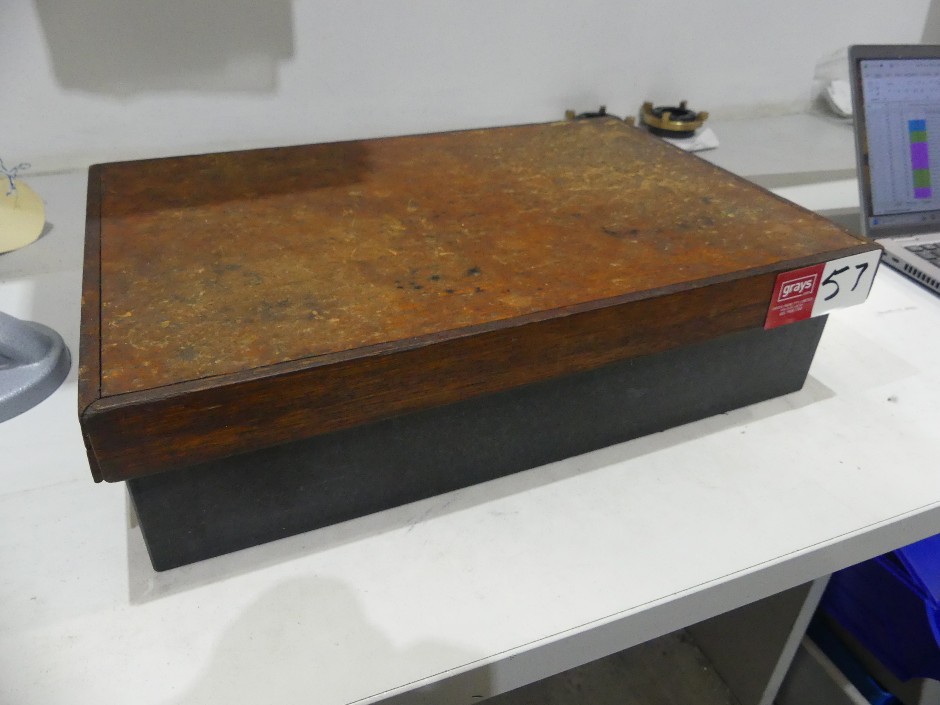 <p>Precision Granit Block</p>
