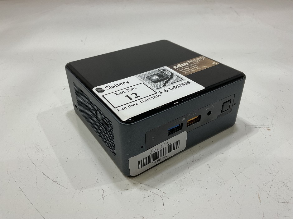 <p>INTEL NUC8I7BEH</p>
