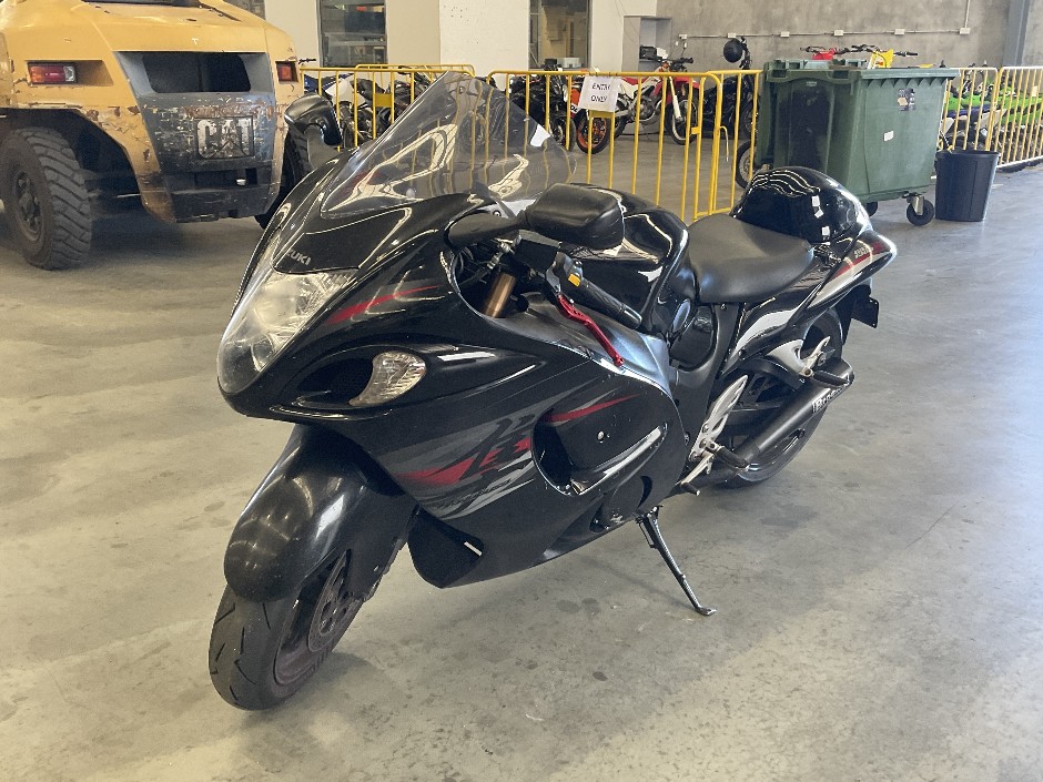 2011 SUZUKI HAYABUSA GSX1300R  Petrol