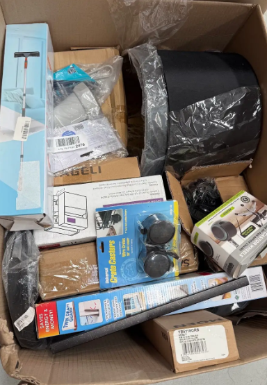 Assorted Box of Homeware Items. NB: Items may not be in original packaging