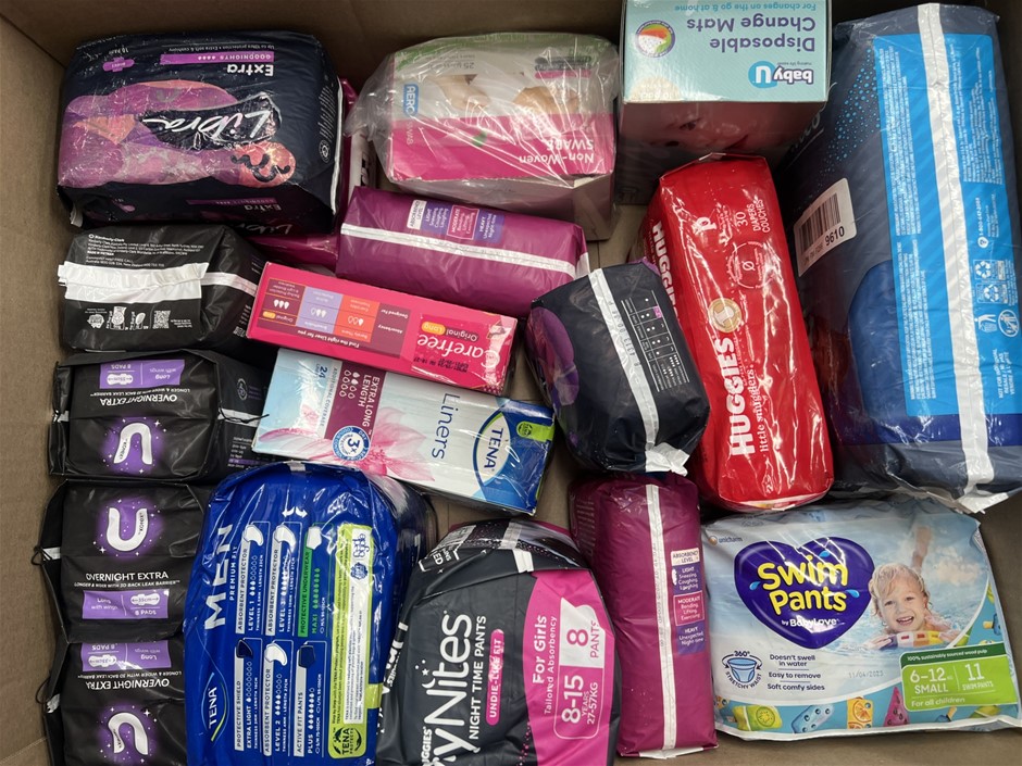 15 x Assorted Feminine Hygiene Products. NB: Photo as is. Some Not in Origi