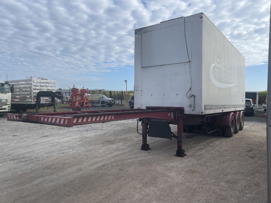 2004 Fibreglass Transport Equipment FTE3A A Trailer