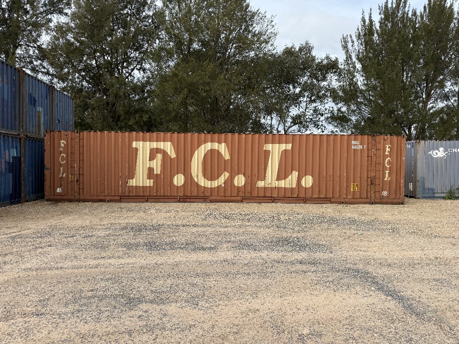 <p>48 Ft Shipping Container</p>