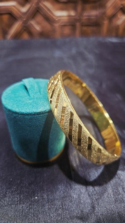22K Yellow Gold Bonded bangle -(stamped 22K/ITALY)-62mm