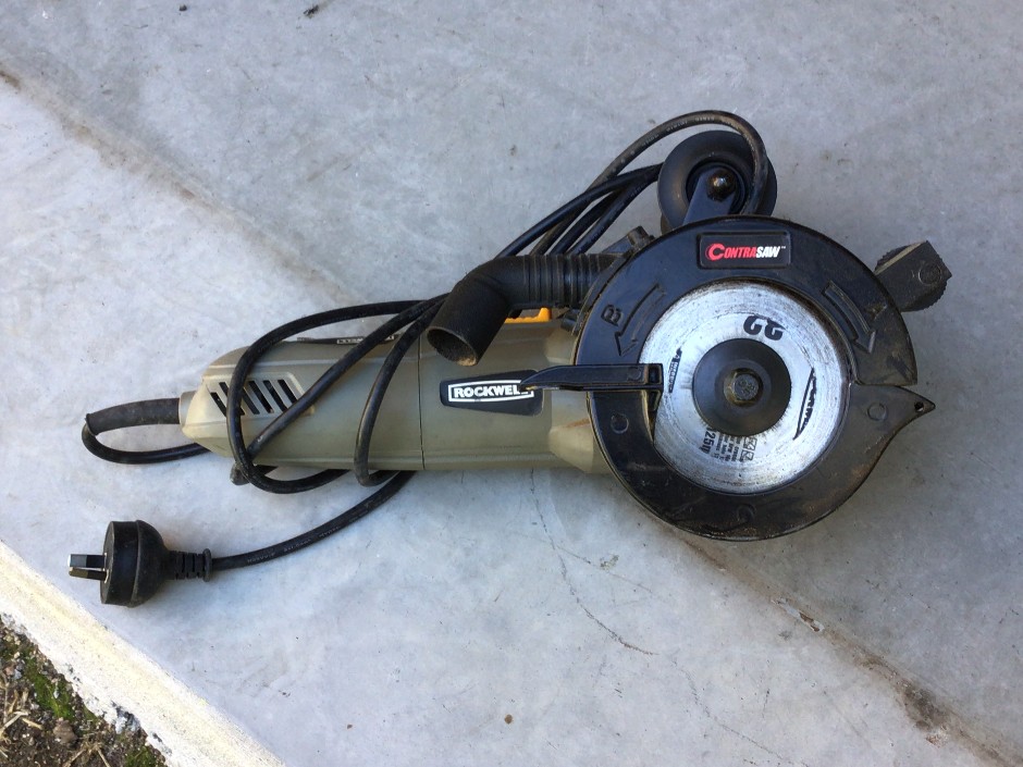 <p>Rockwell RD3461K Contra Saw</p>