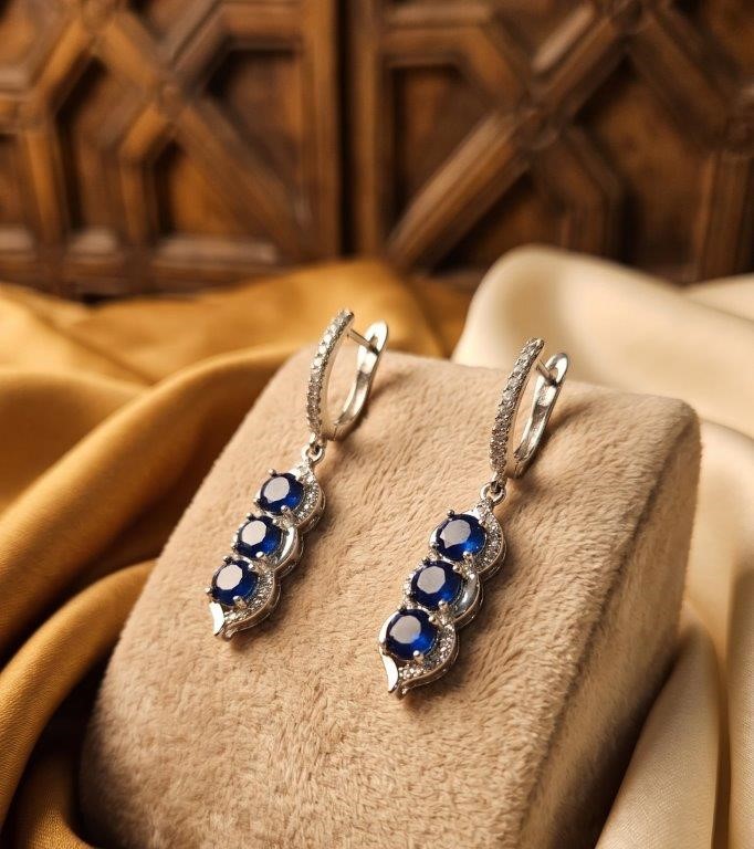 925 Sterling Silver Blue Simulated Diamonds Earrings
