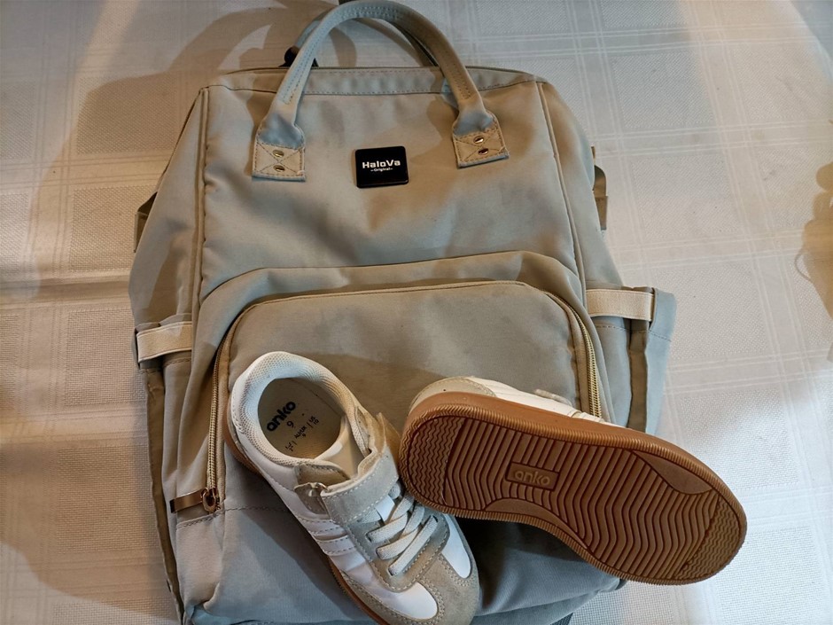 Nike US 5Y, Large Qty of Nail Polished, CVP Bag, Leather Shoulder Bag