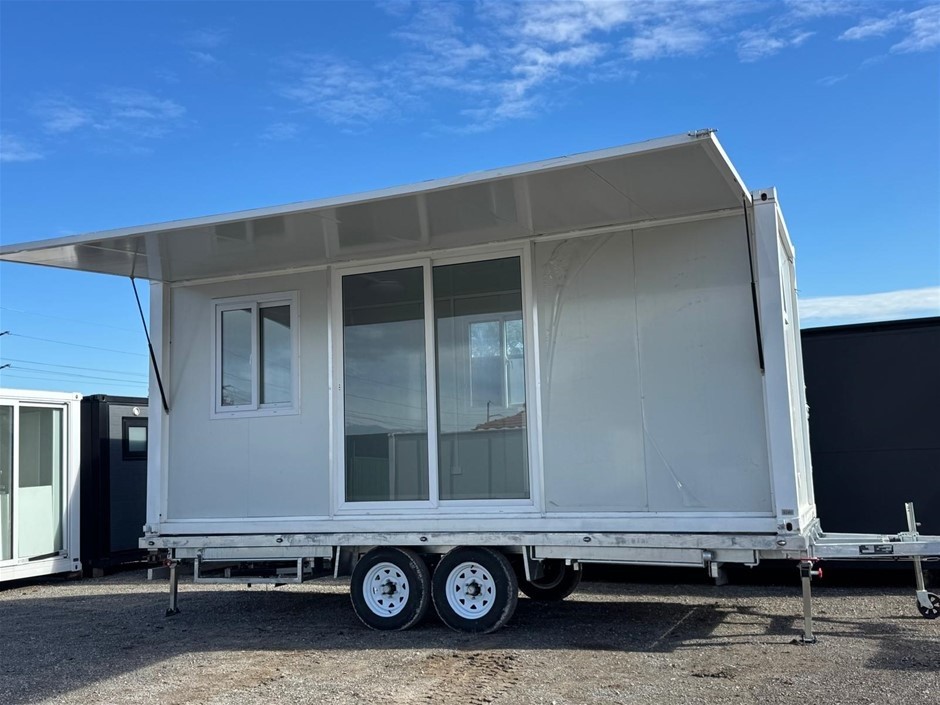 20FT Awning House on Wheels (2026 Unused)
