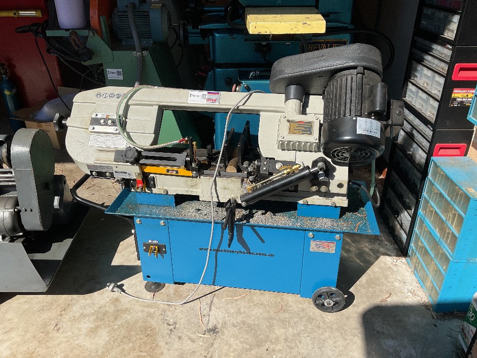 <p>2024 HAFCO METALMASTER BS-7L Horizontal Metal Cutting Bandsaw</p>