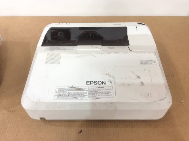 Epson EB-696Ui LCD Projector