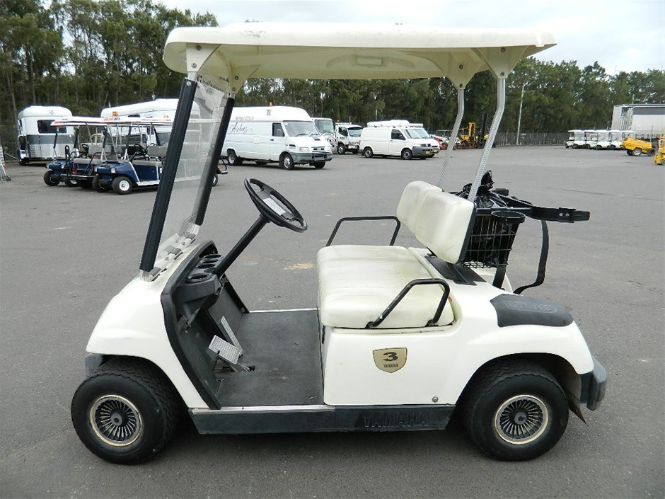 2006 Yamaha G22E Electric golf cart, Colour White, Serial Number JU2