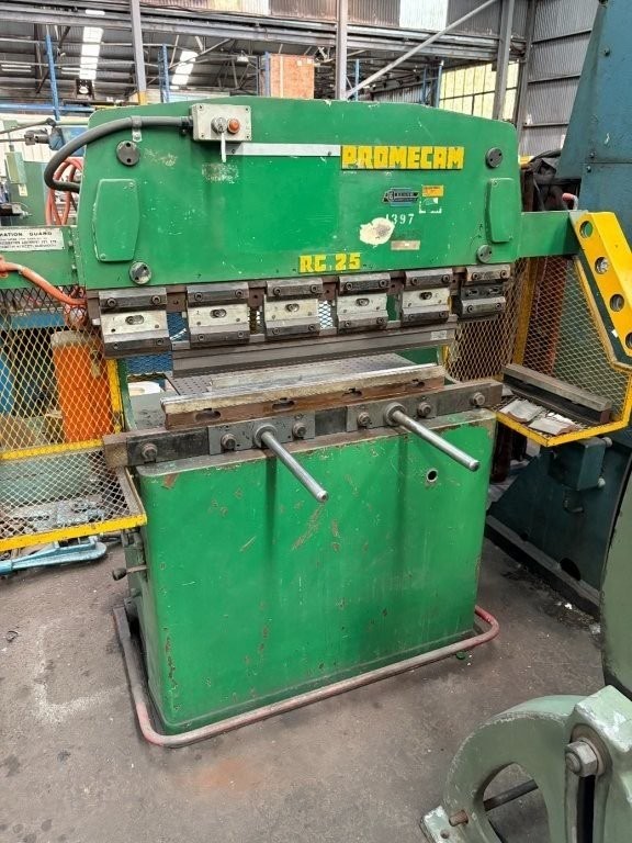 <p>Promecam RG-25 Press Brake</p>
