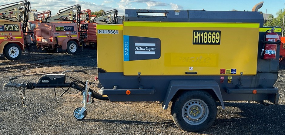Atlas Copco XAS375 Compressor - 400cfm - Diesel - After Cooled - Emerald