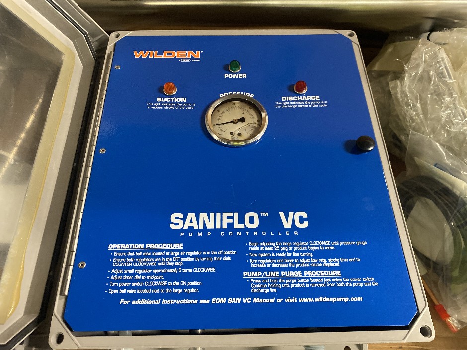 <p>Wilden SANIFLO VC Pump Controller with Stainless Steel Fittings</p>