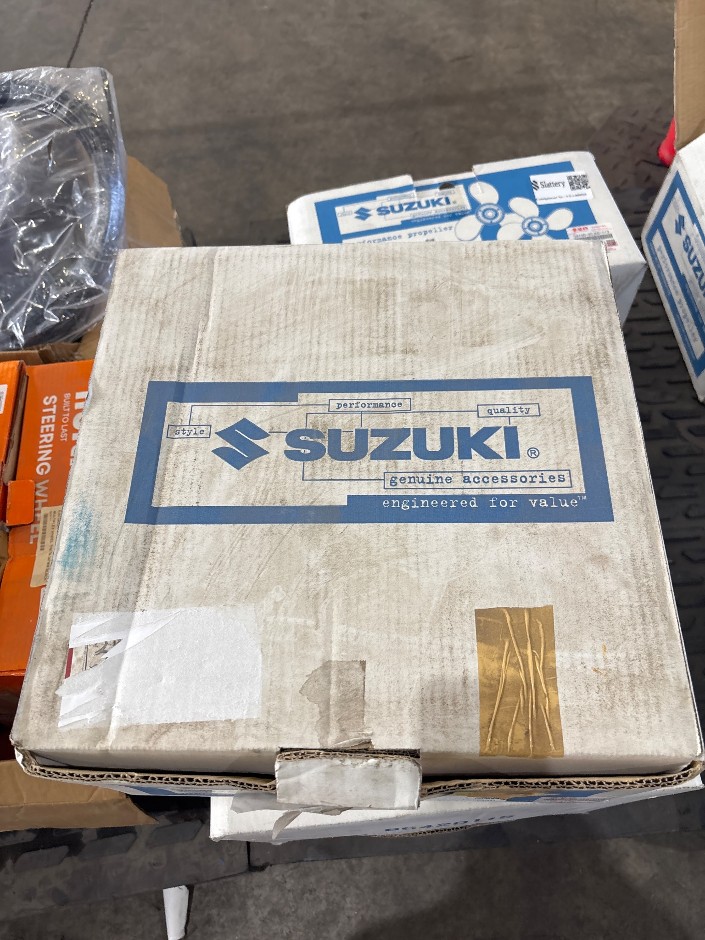 <p>Suzuki Genuine Parts Outboard Propeller</p>