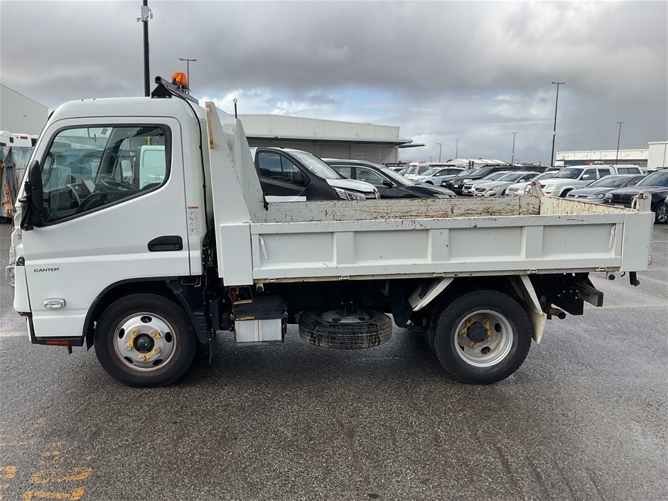 Unreserved Ex-Hire Excavation & Construction Equipment - WA