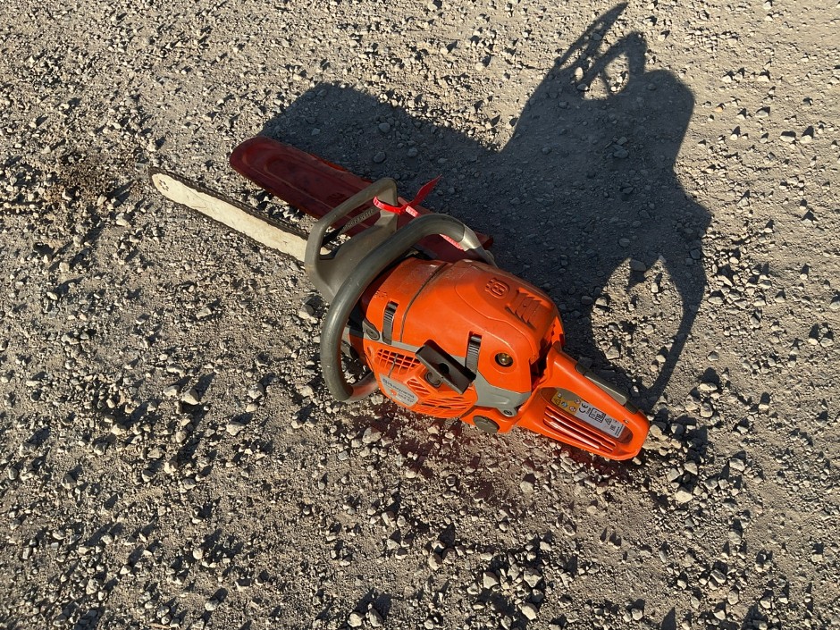 Husqvarna Chainsaw