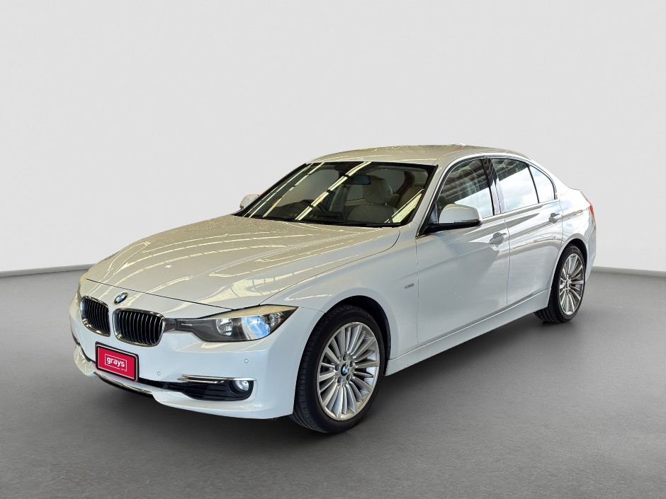 2012 BMW 3 Series 328i Petrol