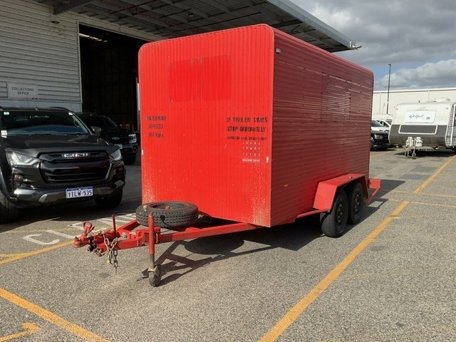 2009 U-Tow Triaxle Box Trailer