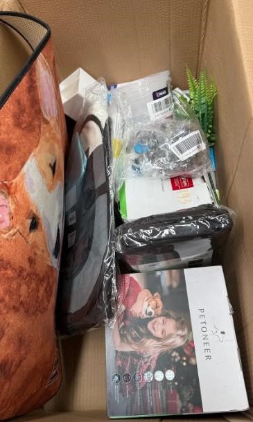 Assorted Box of Pet Items. NB: Items may not be in original packaging and m