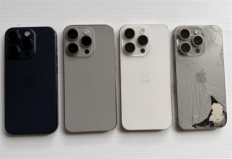 Apple iPhone 15 Pro 256Gb / 512Gb - For Parts (Lot of 4)