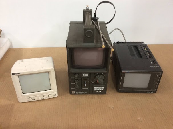 National TR-505DU Transistor TV&Memorex Portavision 12.7cm TV (Lot of 3)